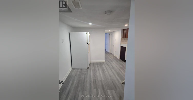 BSMT-8 York Street, Mississauga, ON, L4T 3M7 - 4