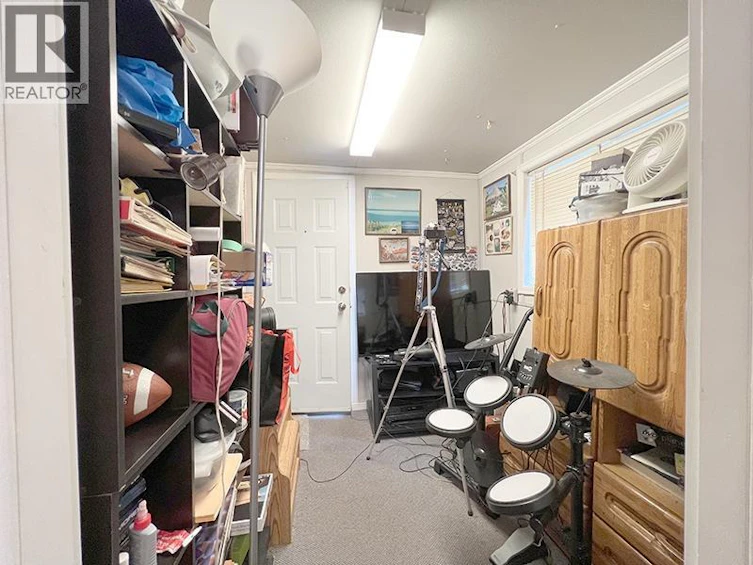 14 Pluto Drive, Kamloops, BC, V2B 1A7 - 9