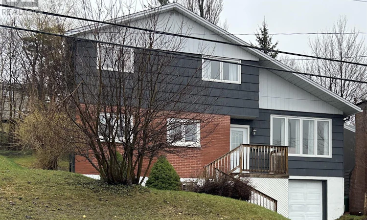 48 Brookfield Avenue
