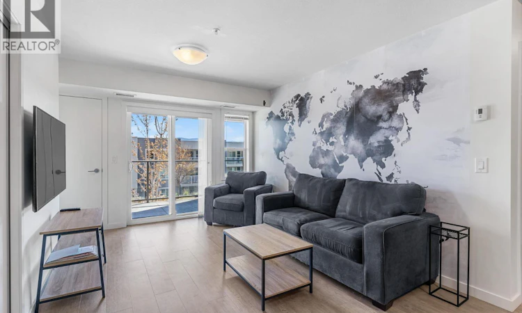 128-725 Academy Way