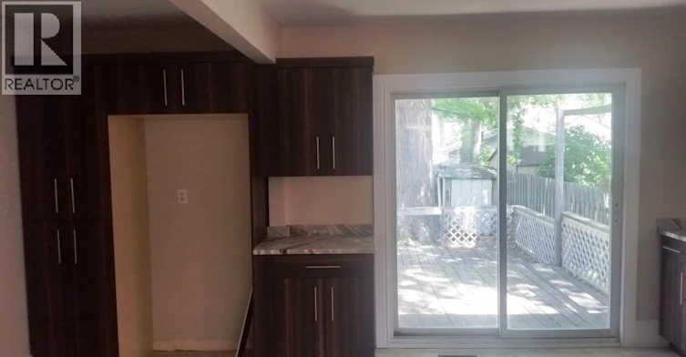 840 Jos. Janisse, Windsor, ON, N8Y 3A8 - 16