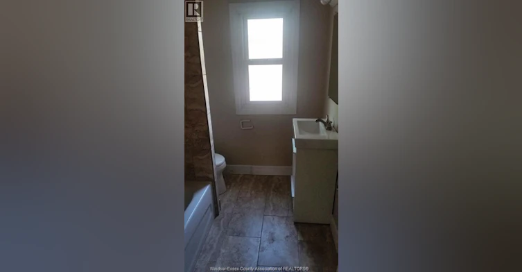 840 Jos. Janisse, Windsor, ON, N8Y 3A8 - 6