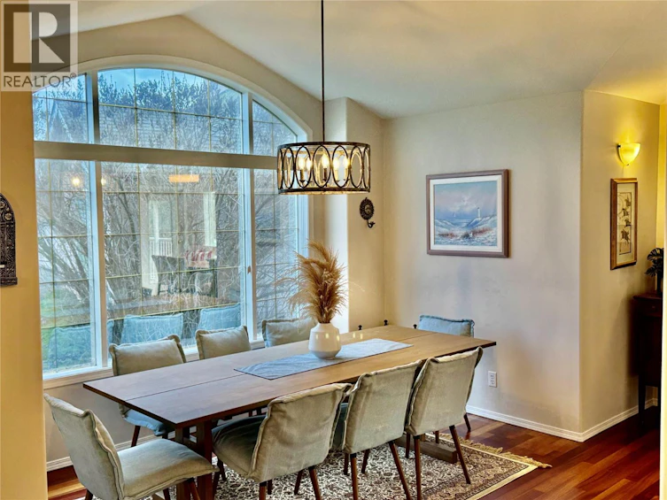 773 Siwash Court, Kelowna, BC, V1V 1N5 - 2