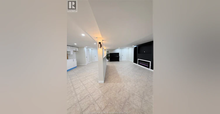 2449 Alexandra Avenue, Windsor, ON, N9E 2J4 - 6