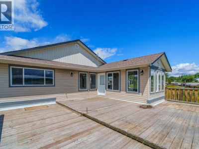 5526 Lakeside Court - 4