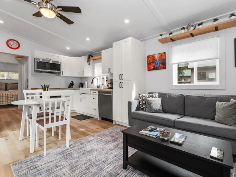 H113 Strawberry Lane, Hope, BC, V0X 1L5 - 4