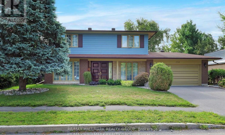 1712 Playfair Drive