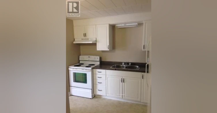205-5821 Hennepin Crescent, Niagara Falls, ON, L2G 2Z8 - 3