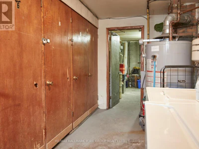 1613 Dufferin Street - 4