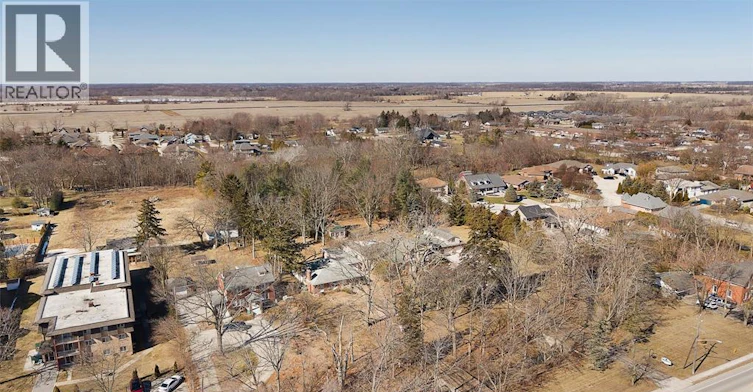 132 Division Street North, Kingsville, ON, N9Y 1E4 - 35