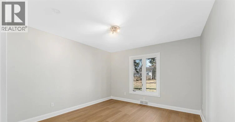 132 Division Street North, Kingsville, ON, N9Y 1E4 - 14