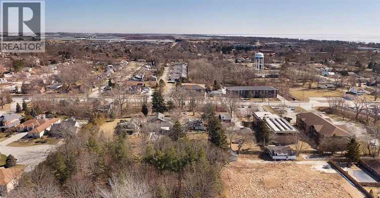 132 Division Street North, Kingsville, ON, N9Y 1E4 - 36