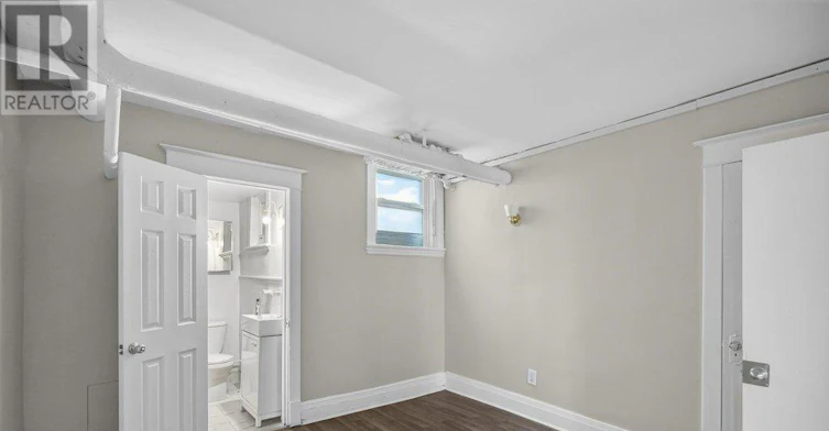 2-109 Balsam Avenue S, Hamilton, ON, L8M 3B2 - 17