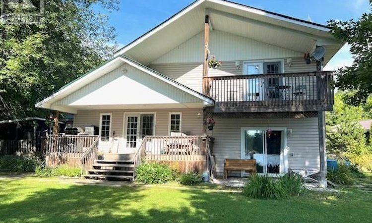 22B Champagne Avenue