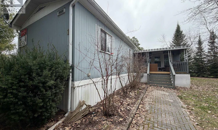 1 Smiths Lane