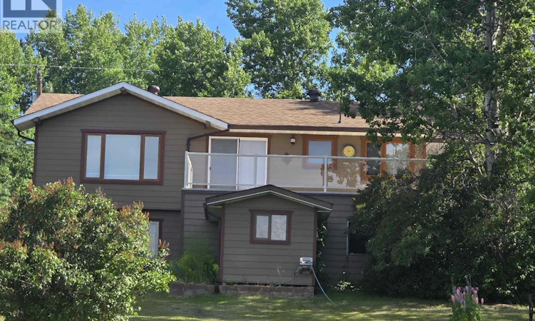 6072 Lakeshore Drive