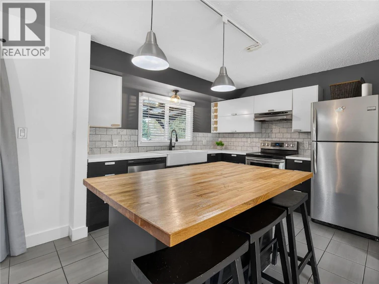 610 Gillis Avenue, Sicamous, BC, V0E 2V0 - 8