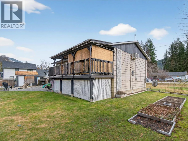 610 Gillis Avenue, Sicamous, BC, V0E 2V0 - 67