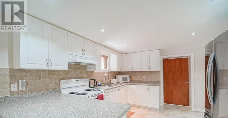 LOWER-1 Norcross Road, Toronto, ON, M3H 2R3 - 6