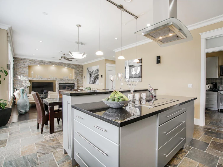 15075 70a Avenue, Surrey, BC, V3S 2E2 - 18
