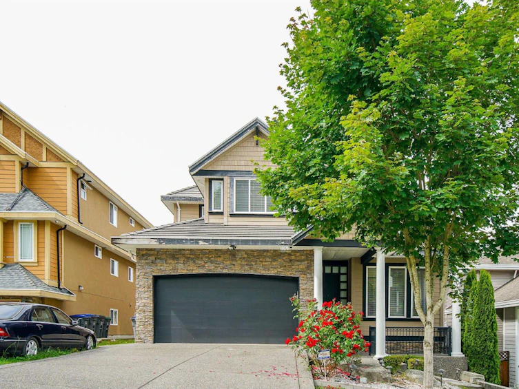 15075 70a Avenue, Surrey, BC, V3S 2E2