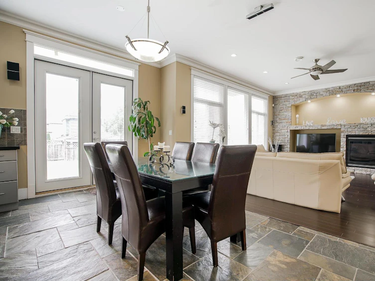15075 70a Avenue, Surrey, BC, V3S 2E2 - 12