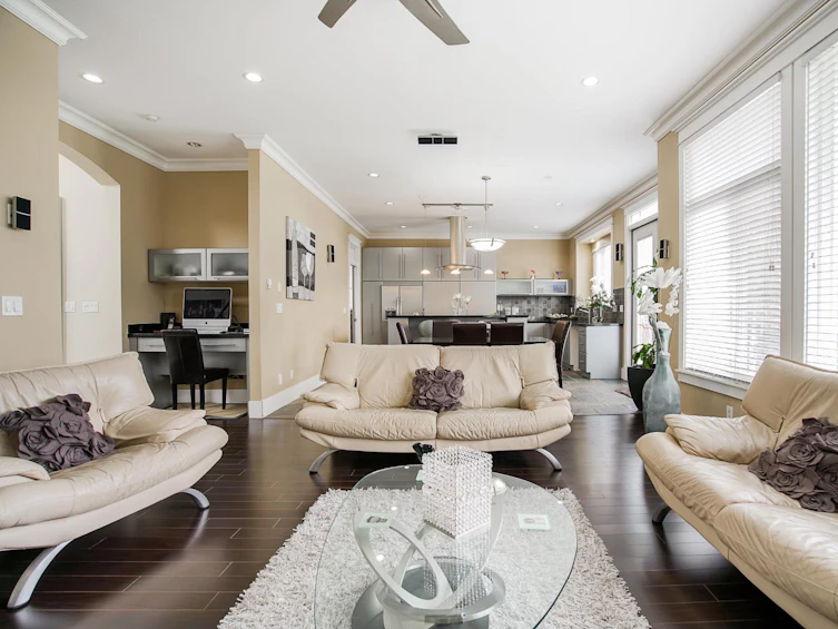 15075 70a Avenue, Surrey, BC, V3S 2E2 - 9