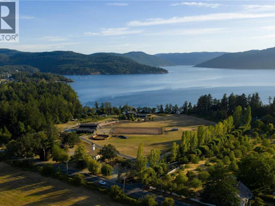 7756 West Saanich Road - 2