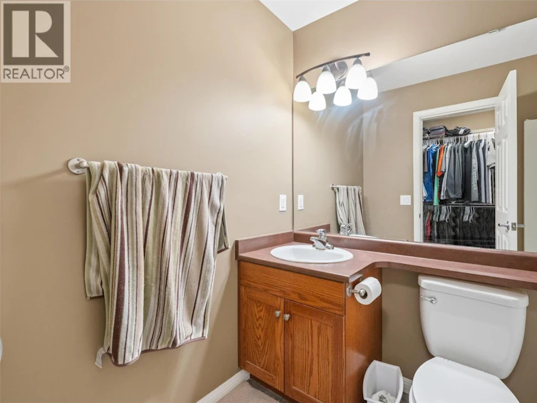 108-48 Galt Avenue, Penticton, BC, V2A 9C3 - 28
