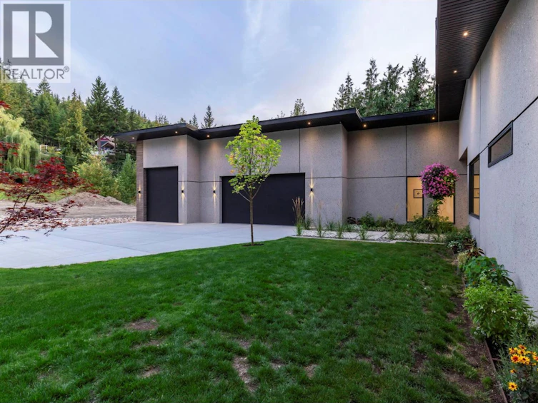 5147 Sunset Drive, Eagle Bay, BC, V0E 1T0 - 69