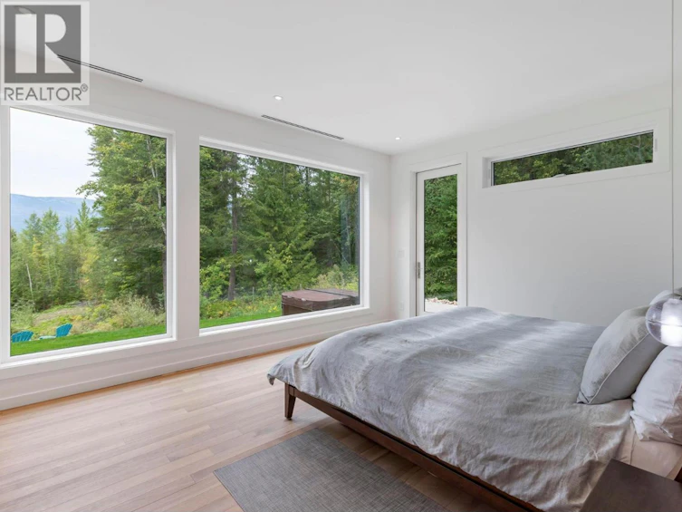 5147 Sunset Drive, Eagle Bay, BC, V0E 1T0 - 15