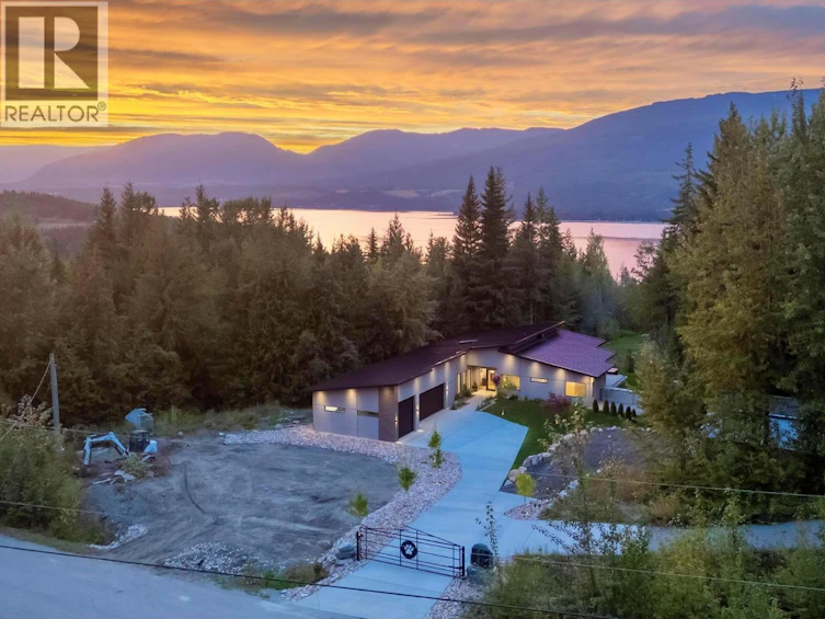 5147 Sunset Drive, Eagle Bay, BC, V0E 1T0 - 29