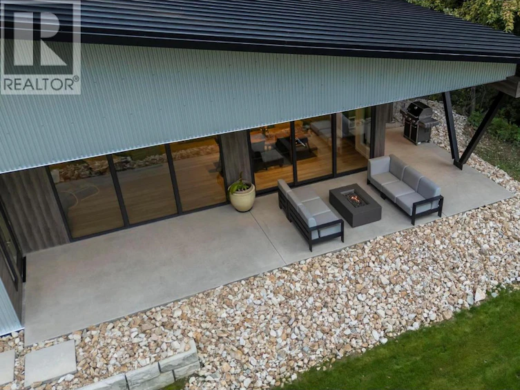 5147 Sunset Drive, Eagle Bay, BC, V0E 1T0 - 63