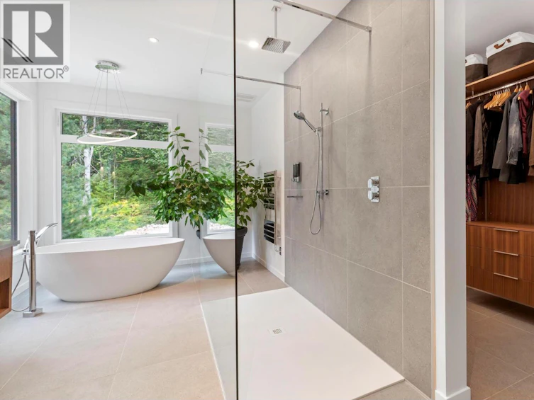 5147 Sunset Drive, Eagle Bay, BC, V0E 1T0 - 18