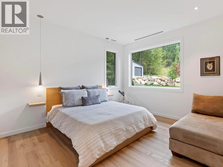 5147 Sunset Drive, Eagle Bay, BC, V0E 1T0 - 20