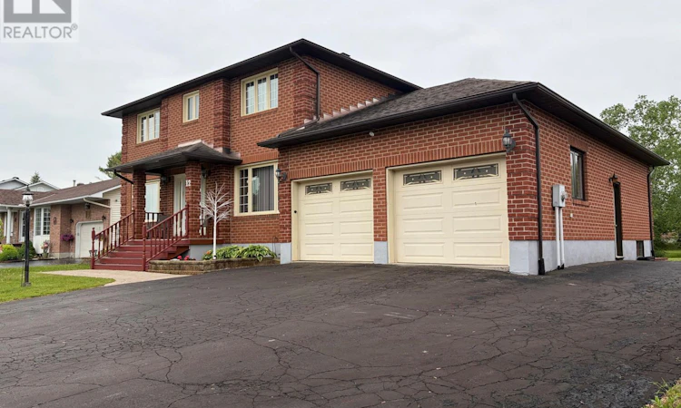 12 Fairholme Drive