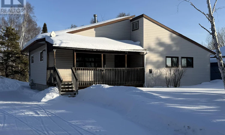 14 Superior Avenue