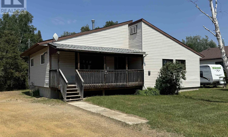 14 Superior Avenue