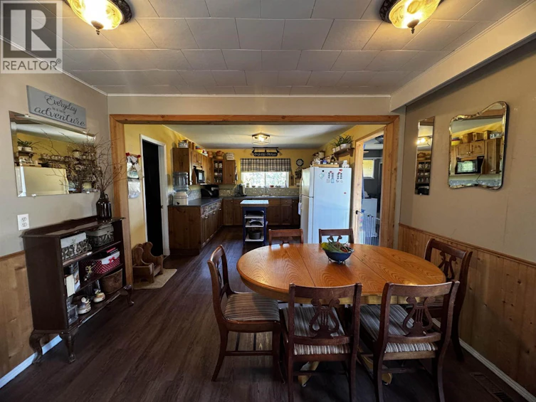 7048 S Netherland Road, Lone Butte, BC, V0K 1X0 - 8