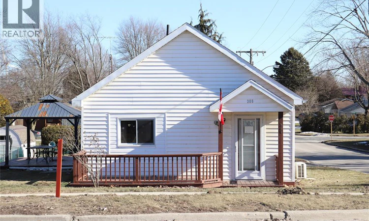 388 Talbot Street West