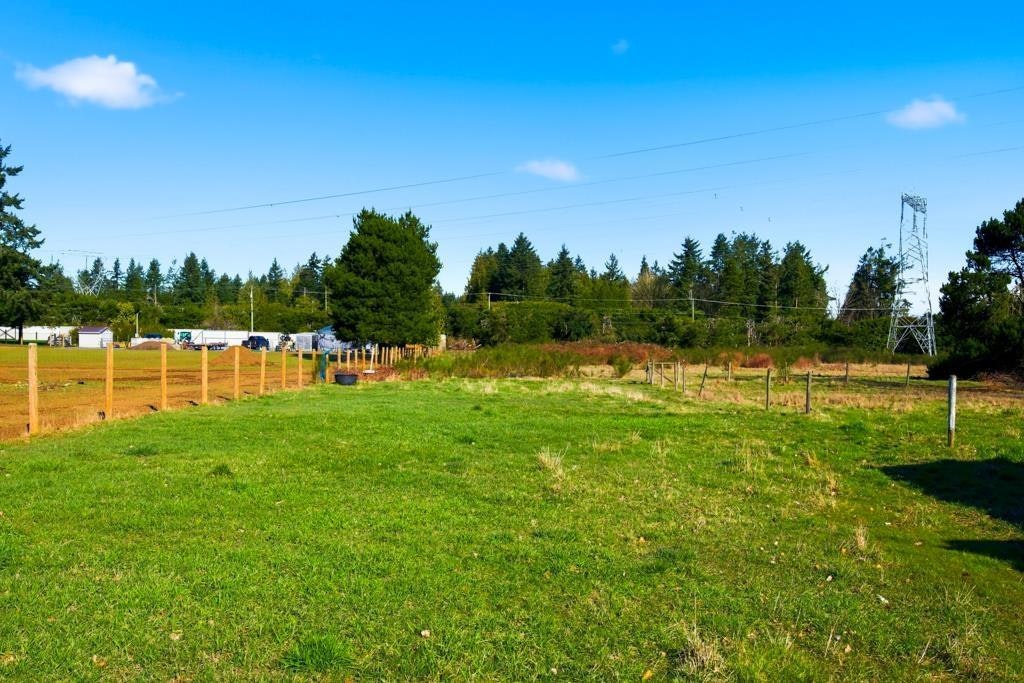 3907 212 Street, Langley, BC, V3A 9L1
