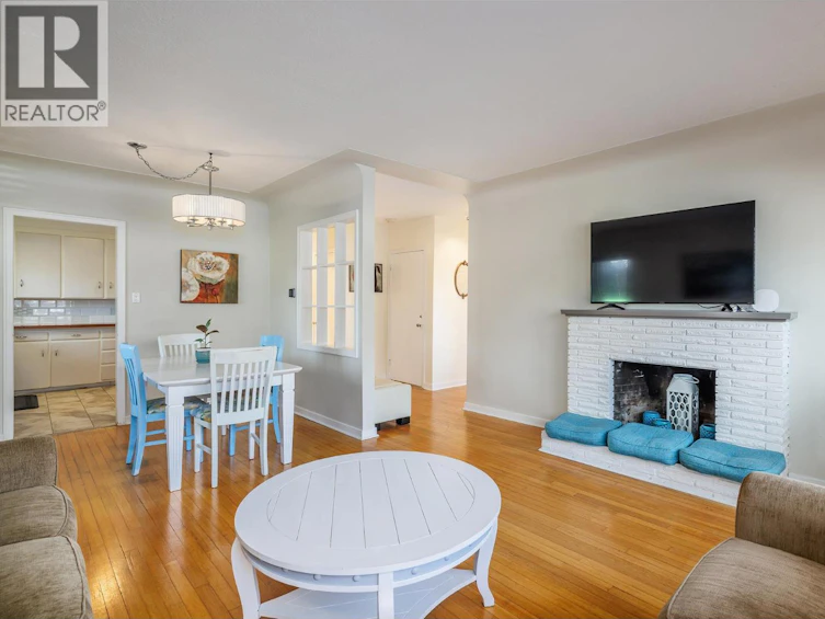 751 Saucier Avenue, Kelowna, BC, V1Y 6A4 - 4