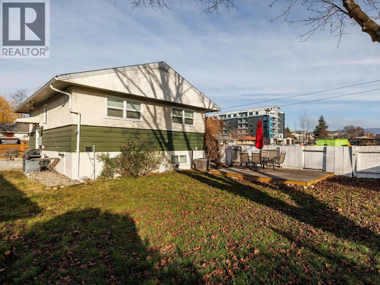 751 Saucier Avenue, Kelowna, BC, V1Y 6A4 - 22
