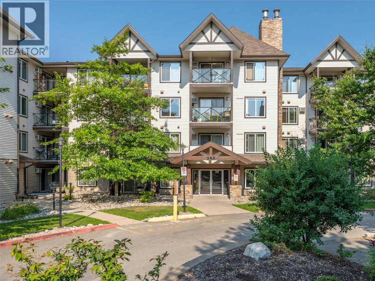 215-256 Hastings Avenue, Penticton, BC, V2A 2V6