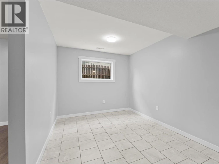 923 Fuller Avenue, Kelowna, BC, V1Y 6X5 - 22