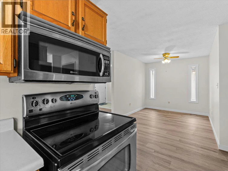 923 Fuller Avenue, Kelowna, BC, V1Y 6X5 - 12