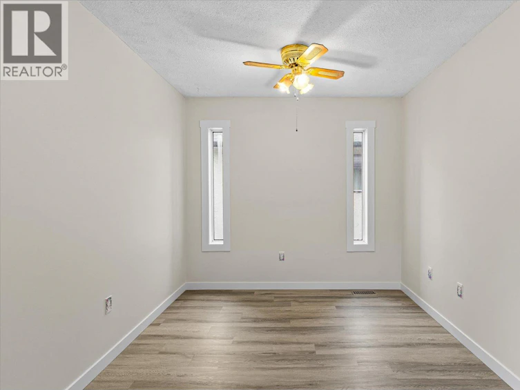 923 Fuller Avenue, Kelowna, BC, V1Y 6X5 - 8
