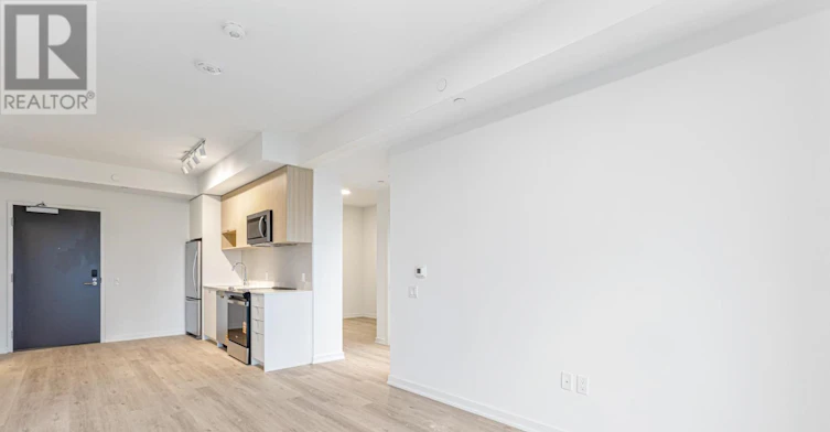 714-4365 Bloor Street W, Toronto, ON, M9C 1R3 - 11