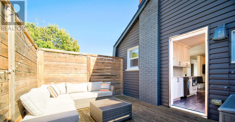 UPPER-425 English Street, London, ON, N5W 3T4 - 7