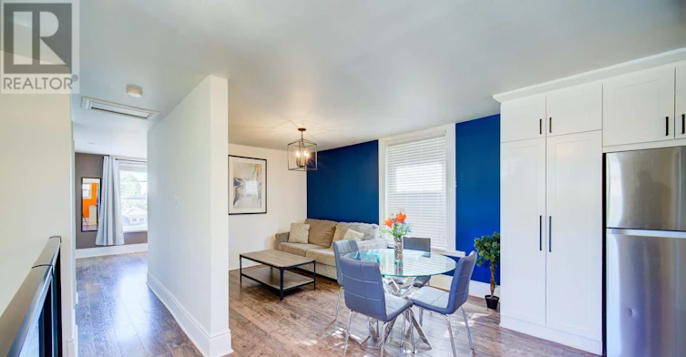 UPPER-425 English Street, London, ON, N5W 3T4 - 2